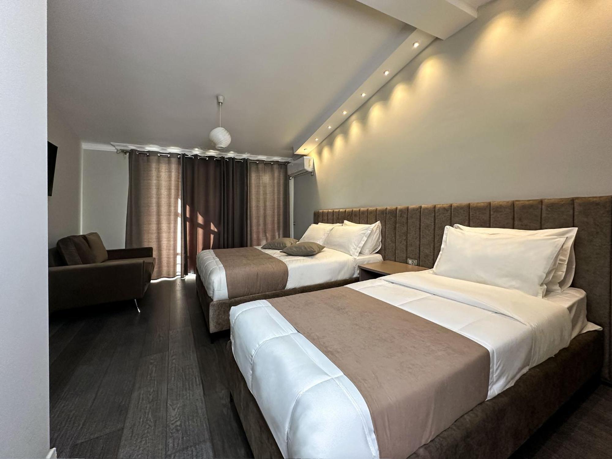 Eden Hotel Тирана Экстерьер фото